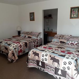 White Moose Lodge